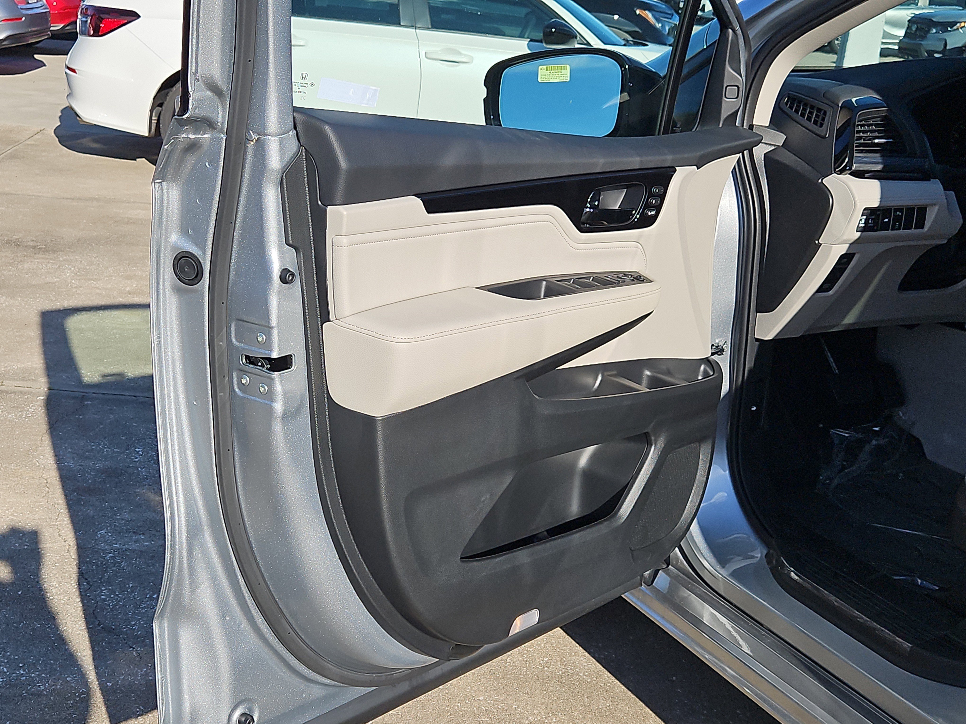 New 2026 Honda Odyssey Elite image 16
