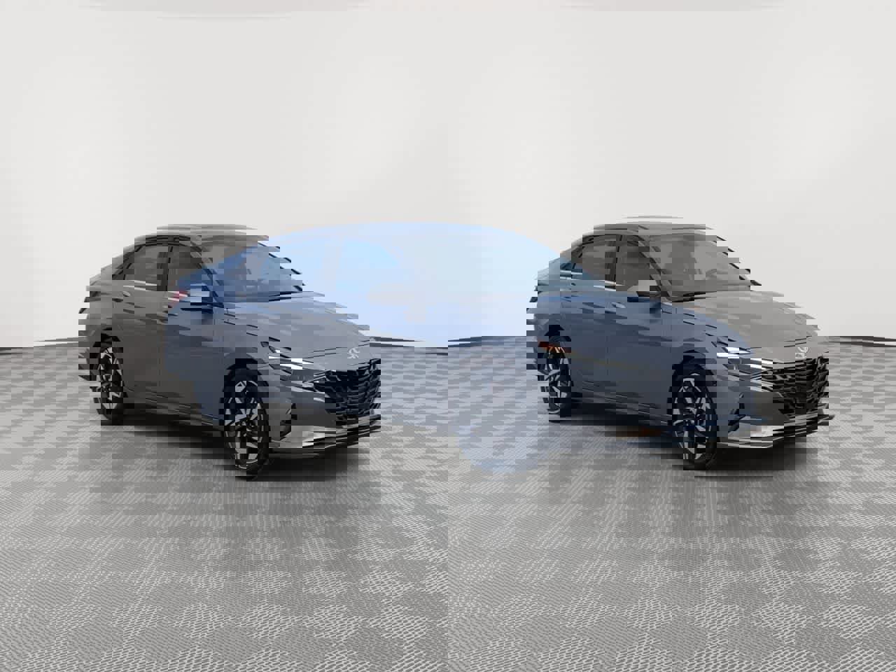 Used 2023 Hyundai Elantra Limited image 2