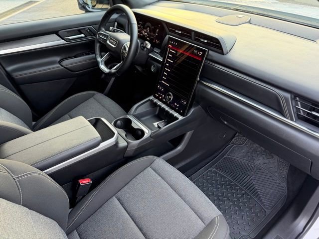 Used 2025 GMC Terrain Elevation AWD/4WD image 7