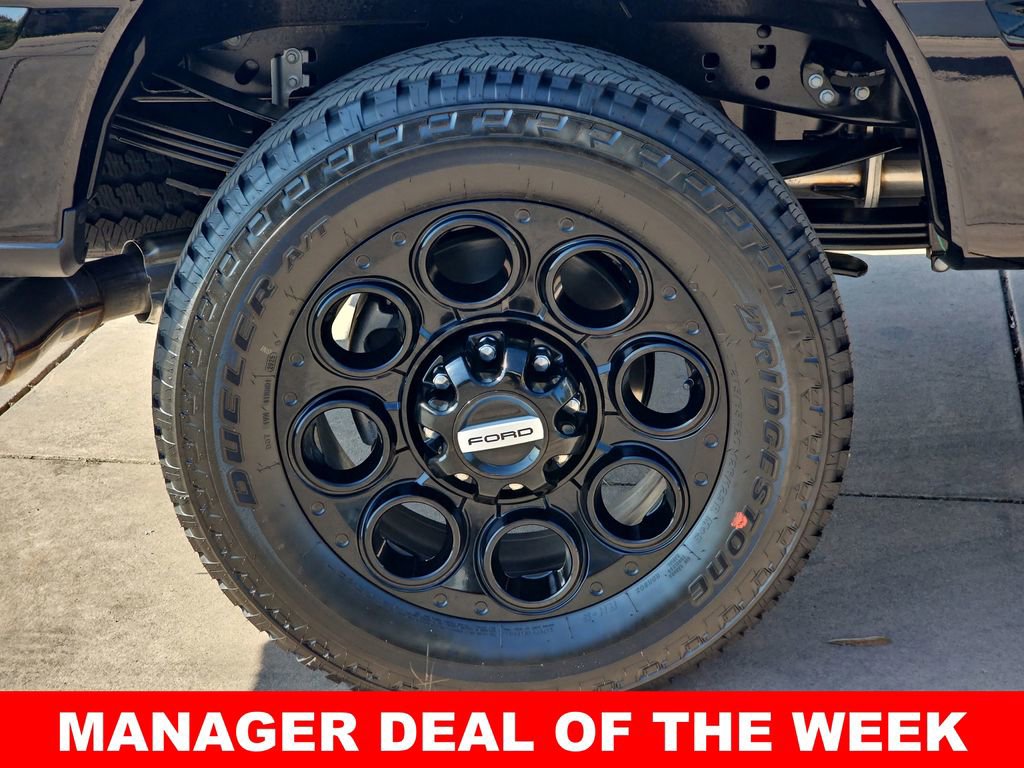 New 2026 Ford F250 Lariat w/ Black Appearance Package image 38