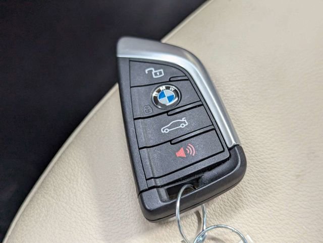 Used 2021 BMW 430i Coupe w/ M Sport Package image 23