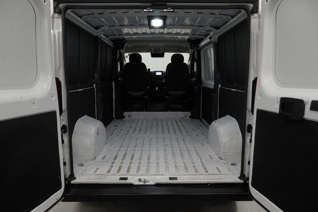 Used 2025 RAM ProMaster 2500 w/ Convenience Group FWD image 42