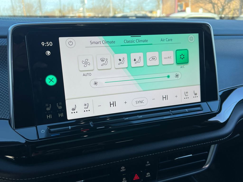 Certified 2024 Volkswagen Atlas Cross Sport SEL image 25