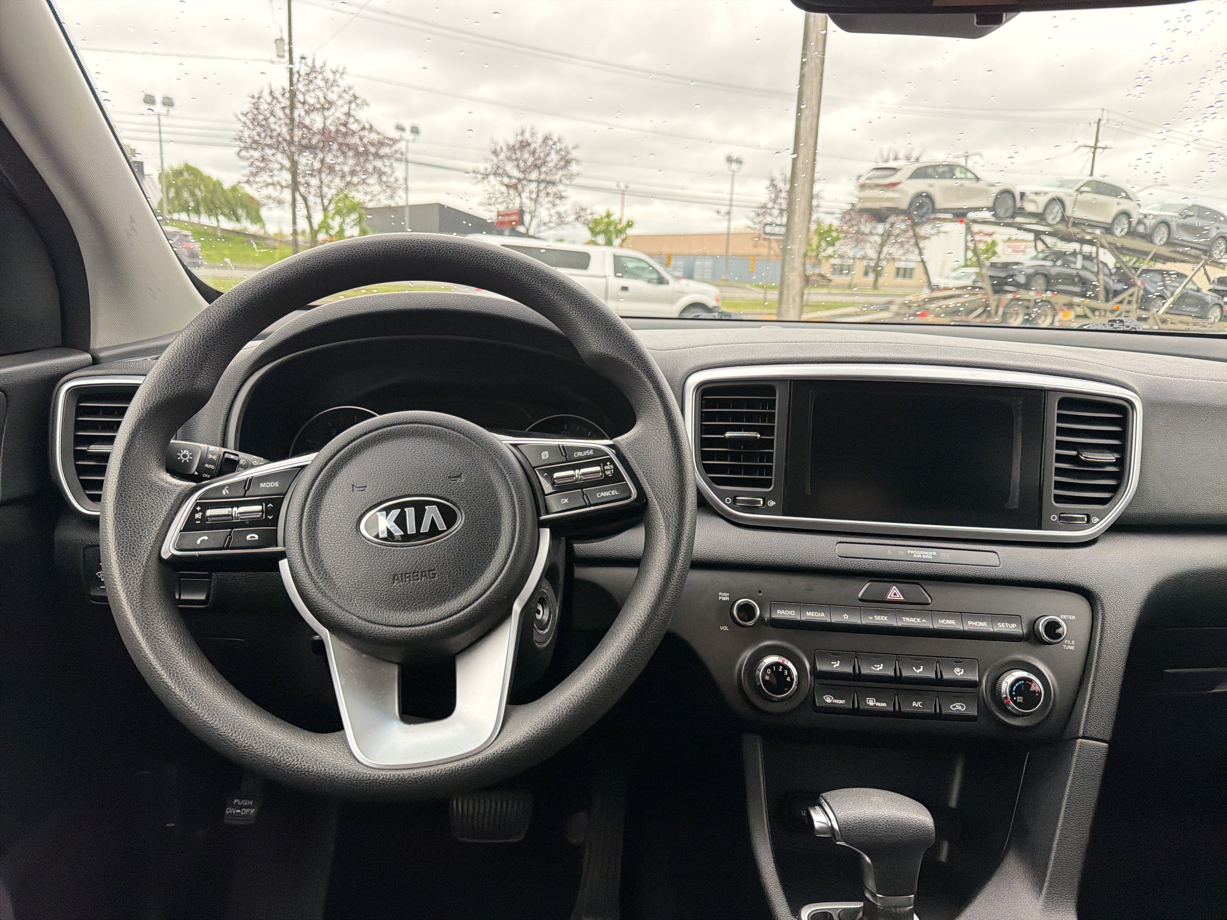 Used 2020 Kia Sportage LX AWD/4WD image 9