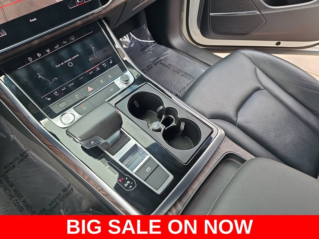 Used 2019 Audi Q8 Premium Plus w/ Premium Plus AWD/4WD image 25