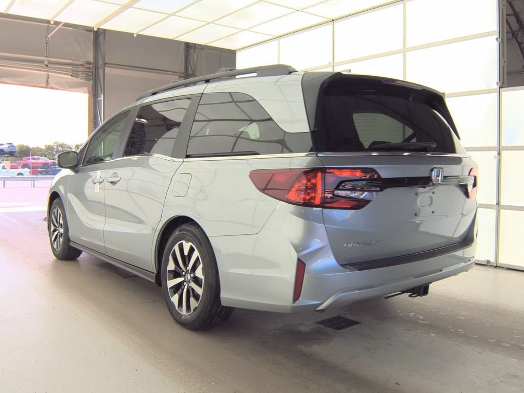 Used 2026 Honda Odyssey EX-L image 8
