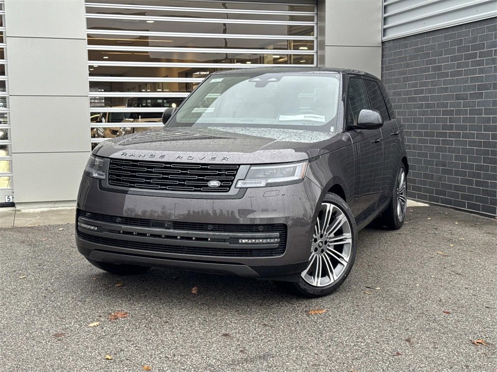 New 2025 Land Rover Range Rover SE image 1