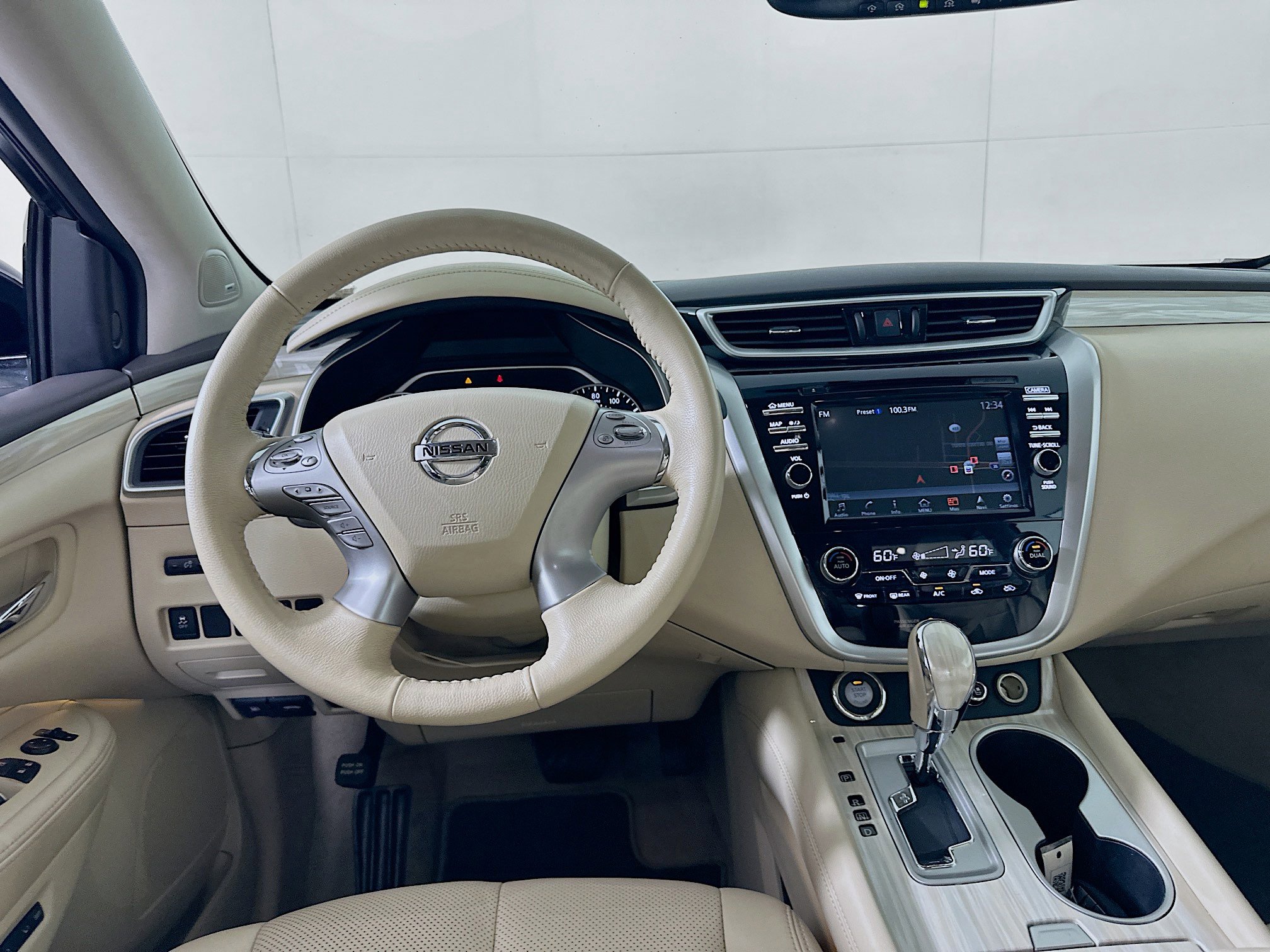 Used 2015 Nissan Murano Platinum w/ Cargo Package FWD image 17