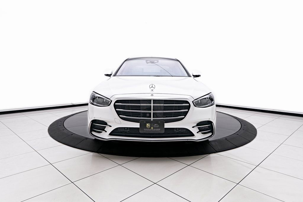 Used 2024 Mercedes-Benz S 580e 4MATIC Sedan image 15