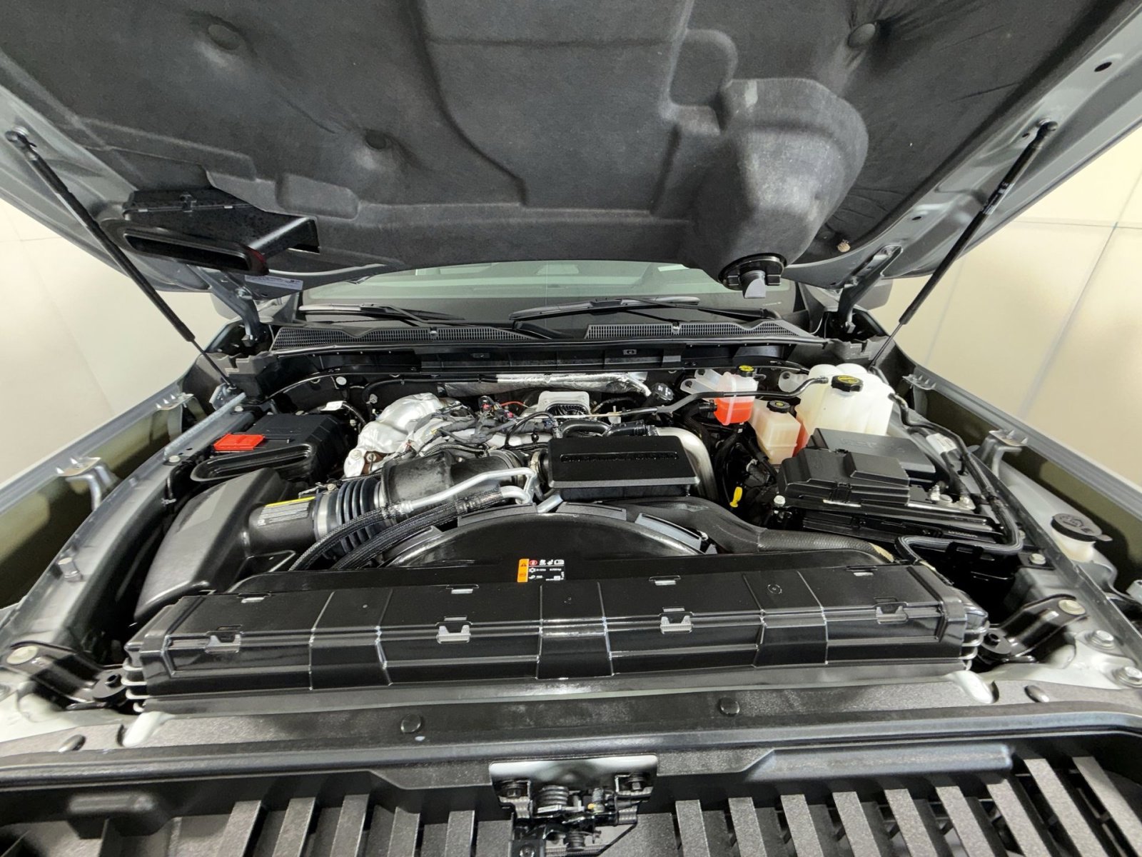 Used 2025 GMC Sierra 2500 AT4X AWD/4WD image 29