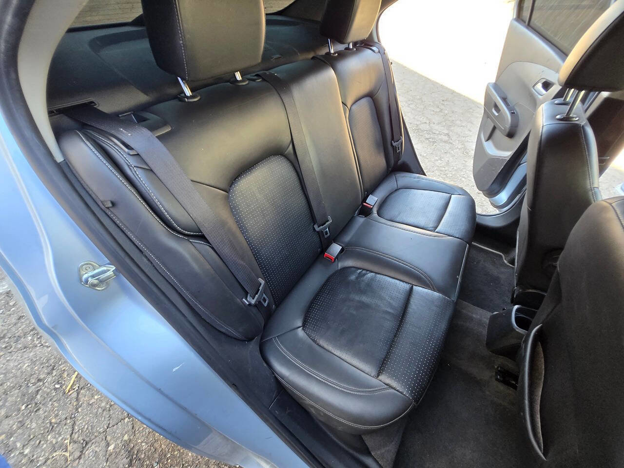 Used 2018 Chevrolet Sonic Premier FWD image 29