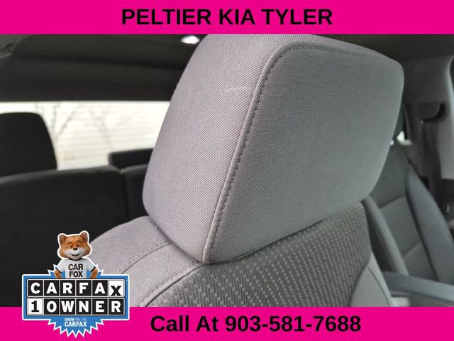 Used 2020 Chevrolet Silverado 1500 Custom w/ Custom Value Package image 17