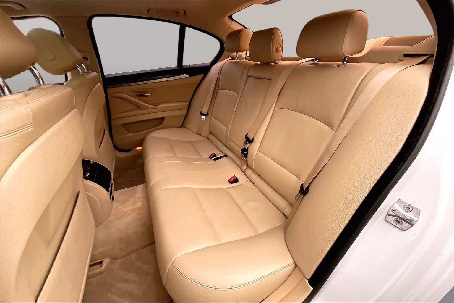 Used 2014 BMW 528i Sedan RWD image 19