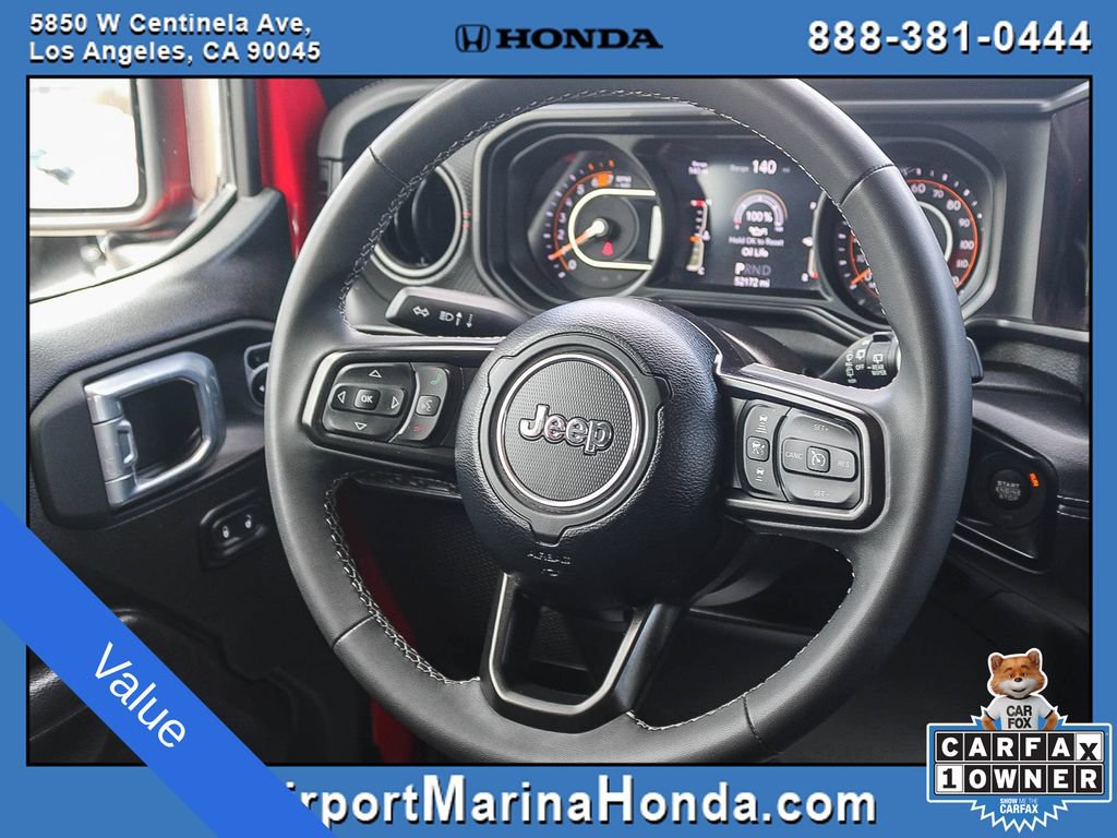 Used 2025 Jeep Wrangler Unlimited Rubicon AWD/4WD image 10