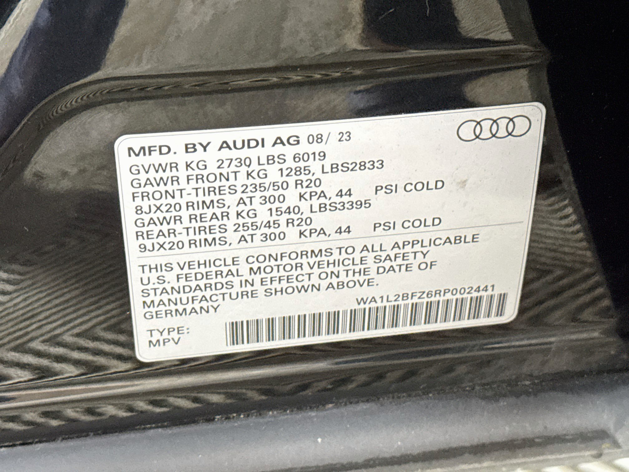 Used 2024 Audi Q4 e-tron Premium Plus AWD/4WD image 27