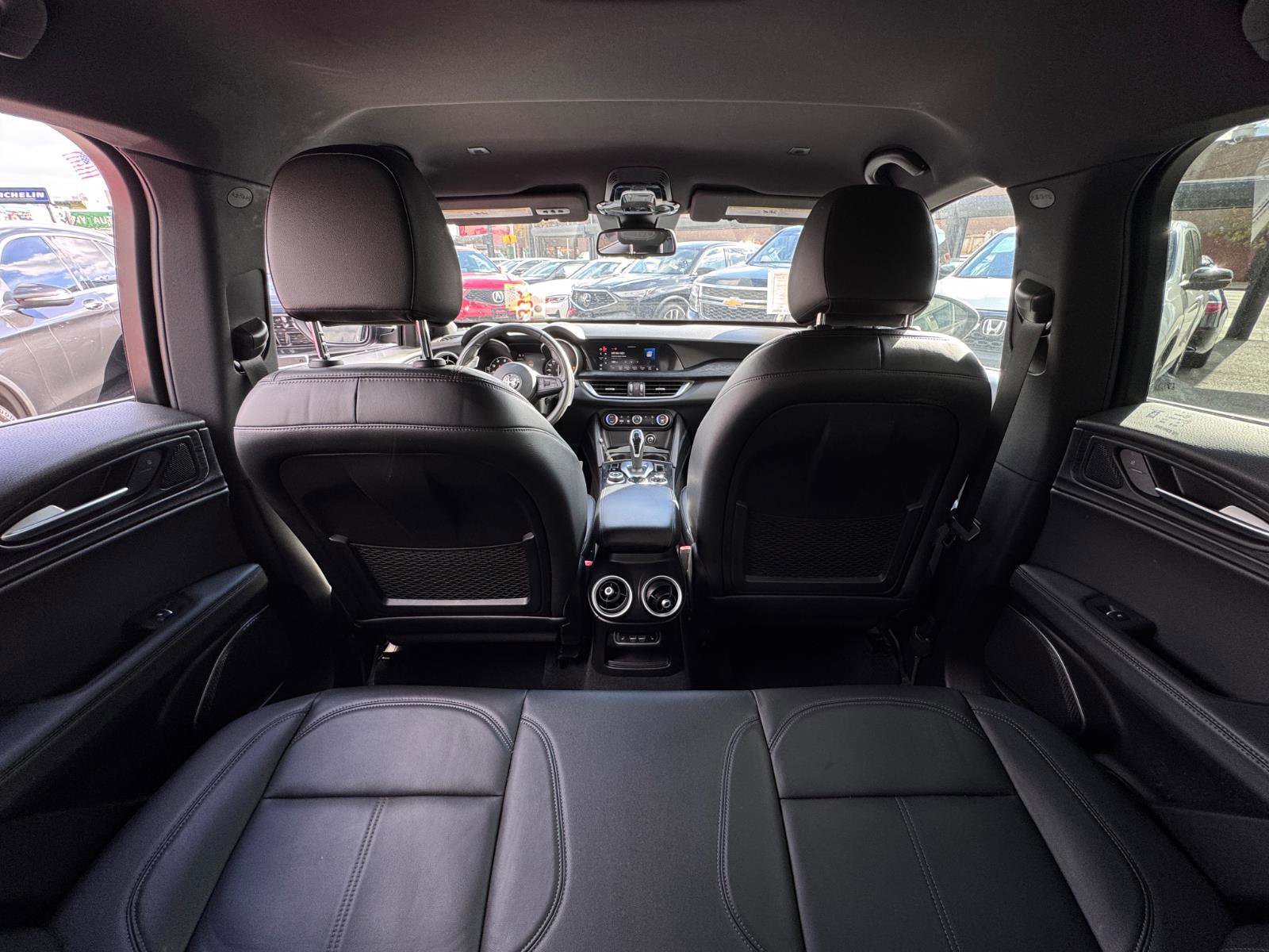 Used 2022 Alfa Romeo Stelvio Sprint image 10