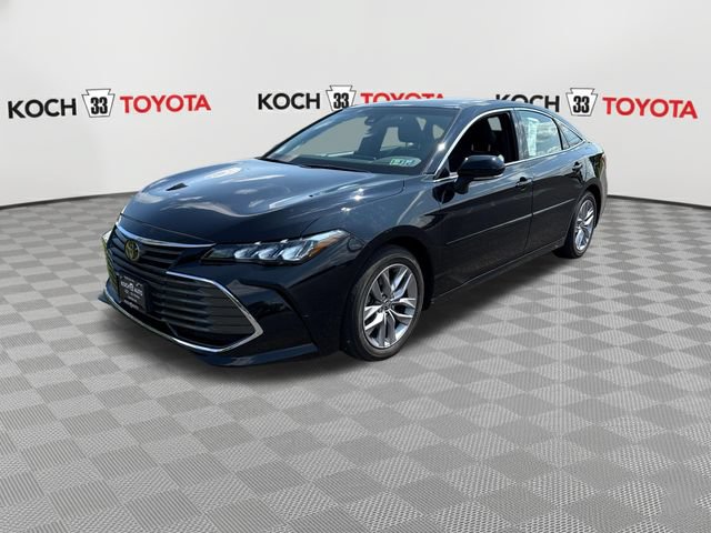 Used 2021 Toyota Avalon XLE w/ Moonroof Package AWD/4WD image 3