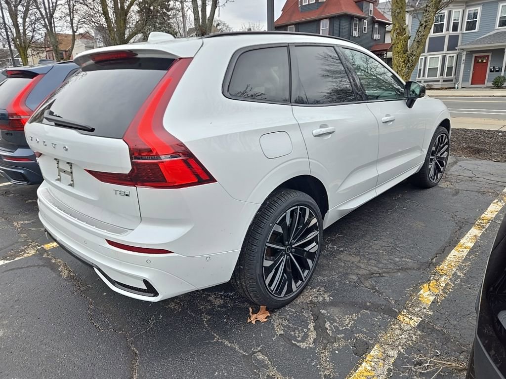 New 2026 Volvo XC60 T8 Ultra w/ Protection Package Premier AWD/4WD image 5