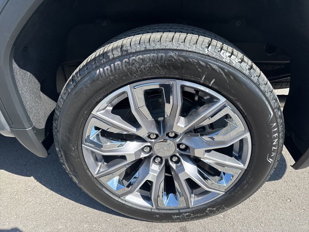 New 2025 GMC Sierra 1500 Denali w/ Denali Reserve Package image 31