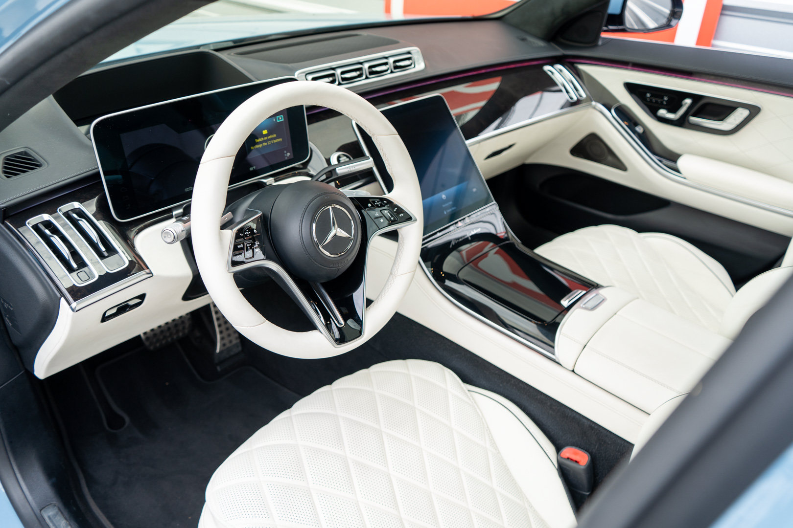 Used 2023 Mercedes-Benz S 500 4MATIC image 8