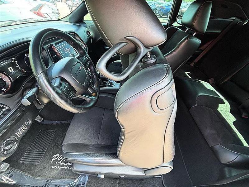 Used 2023 Dodge Challenger R/T w/ Plus Package RWD image 40