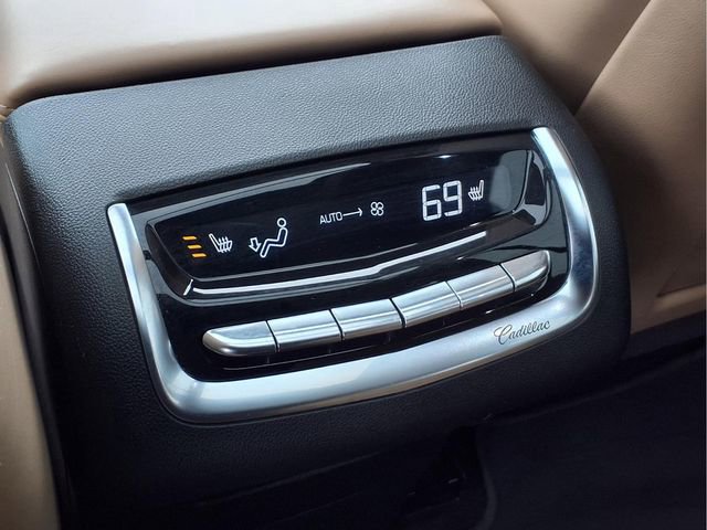 Certified 2021 Cadillac XT6 Premium Luxury w/ Platinum Package image 25