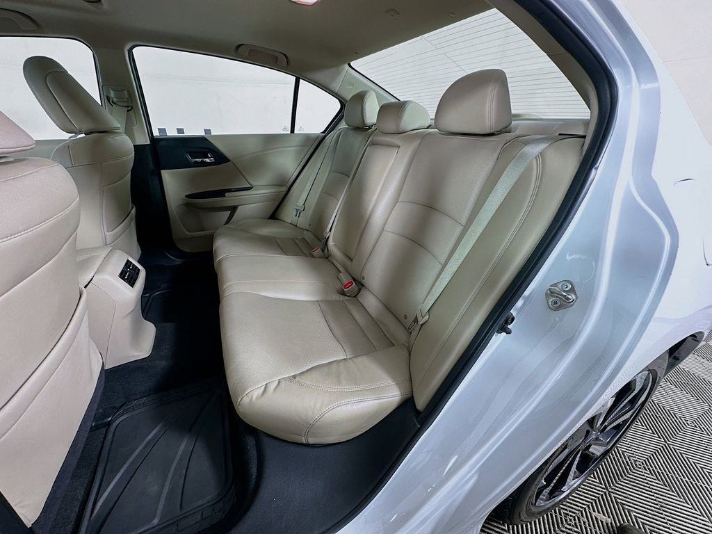 Used 2016 Honda Accord EX-L image 29