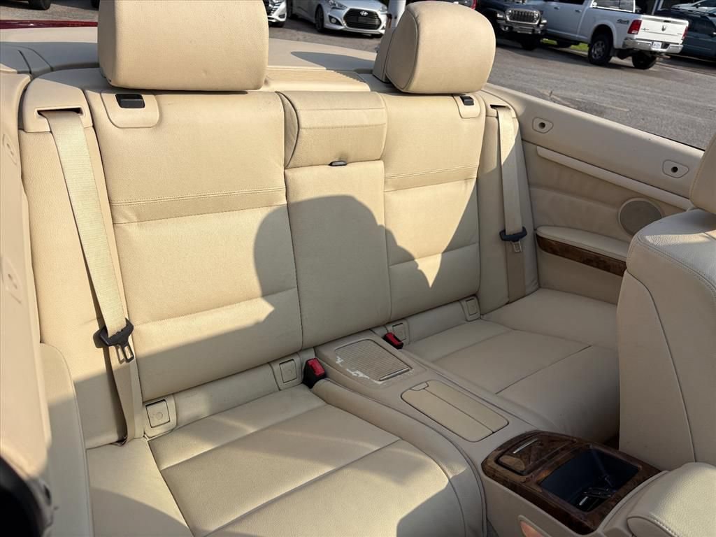Used 2007 BMW 335i Convertible RWD image 18