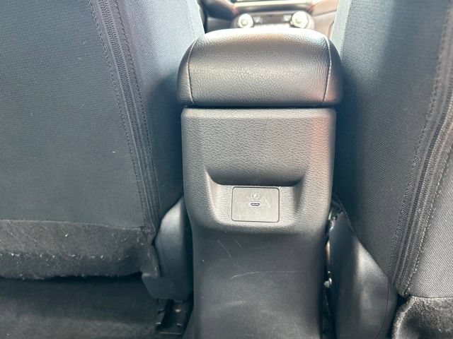 Used 2024 Nissan Versa SR FWD image 30