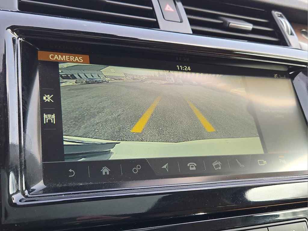 Used 2019 Land Rover Discovery HSE image 19