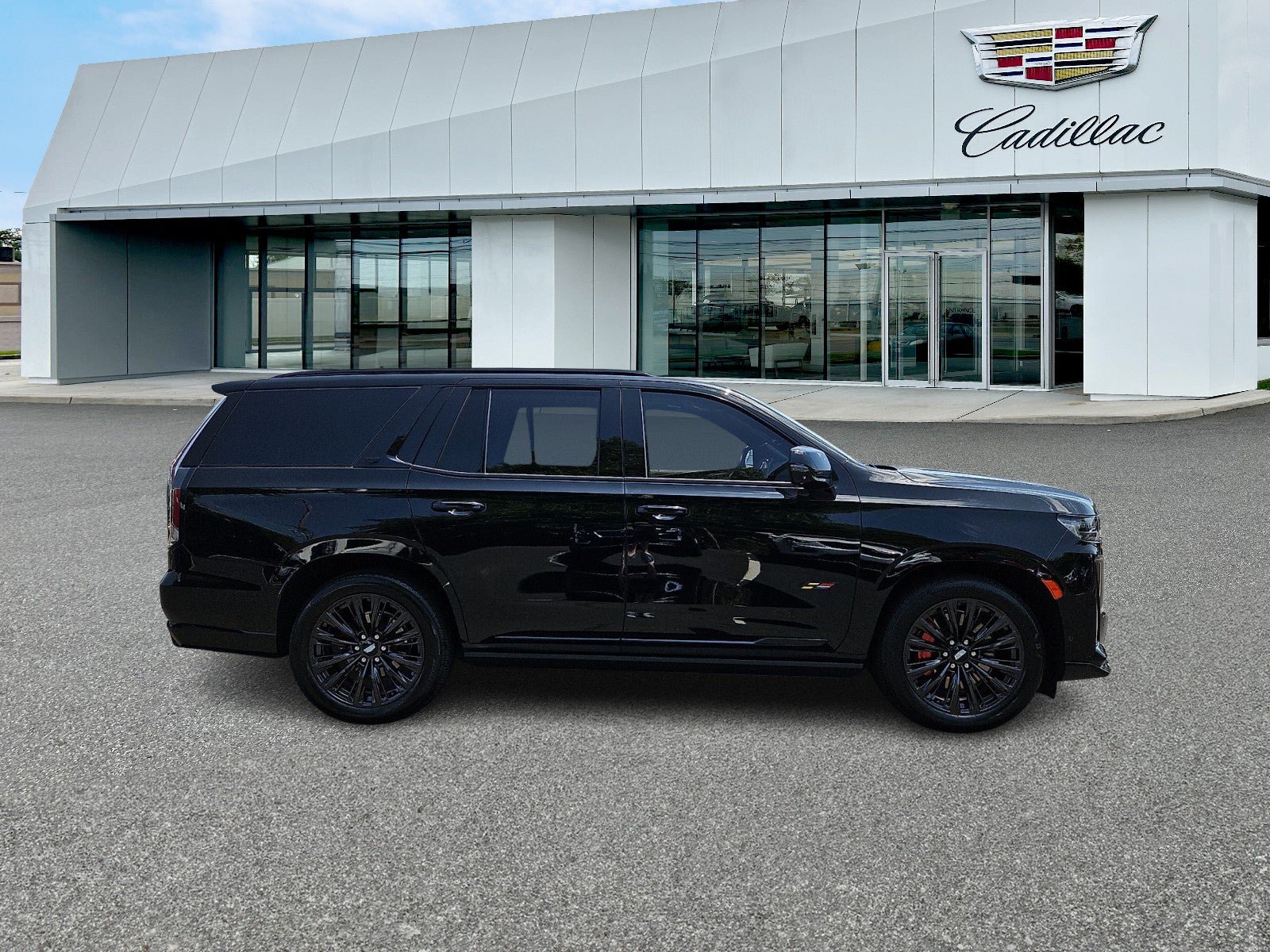 Certified 2024 Cadillac Escalade V w/ LPO, ONYX Package AWD/4WD image 6