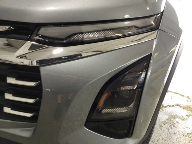 New 2026 Chevrolet Equinox LT w/ Convenience Package II FWD image 7