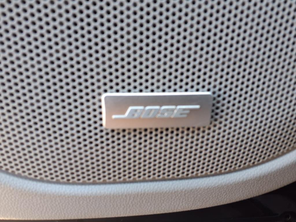 Certified 2023 GMC Acadia SLT image 17