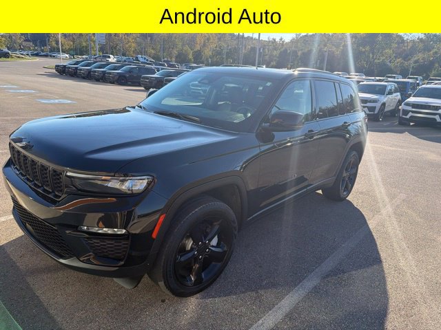 Used 2024 Jeep Grand Cherokee Limited w/ Black Appearance Package AWD/4WD image 6