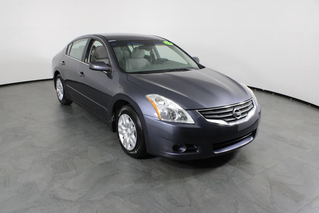 Used 2012 Nissan Altima 2.5 S FWD image 4