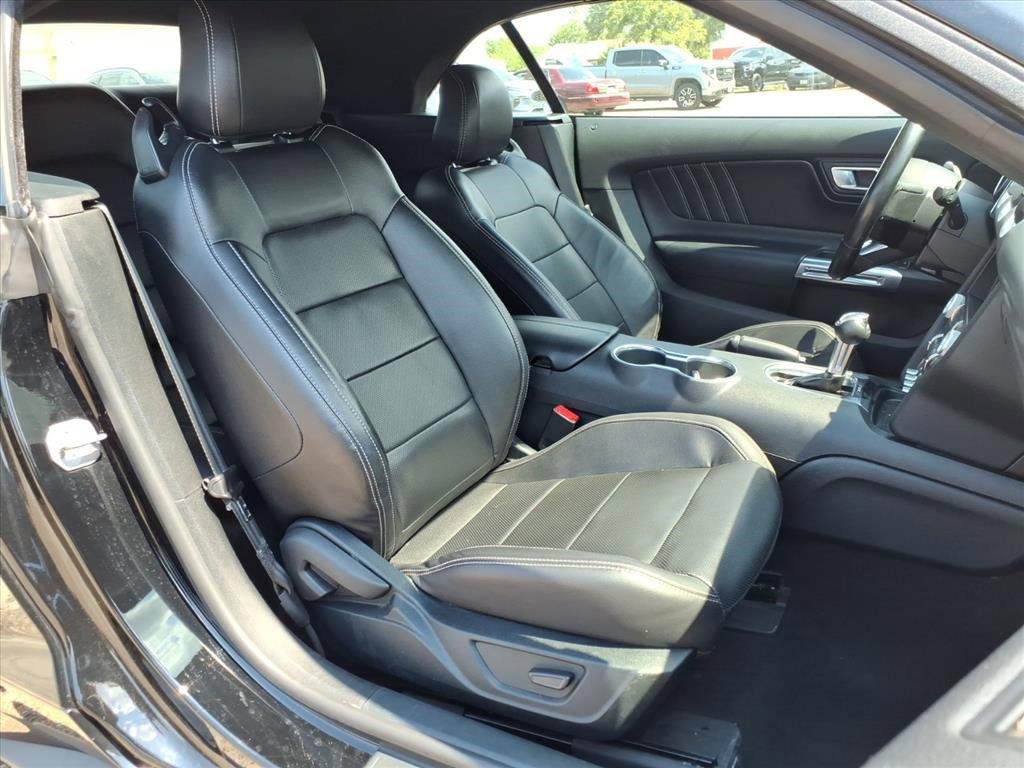 Used 2023 Ford Mustang Premium image 13