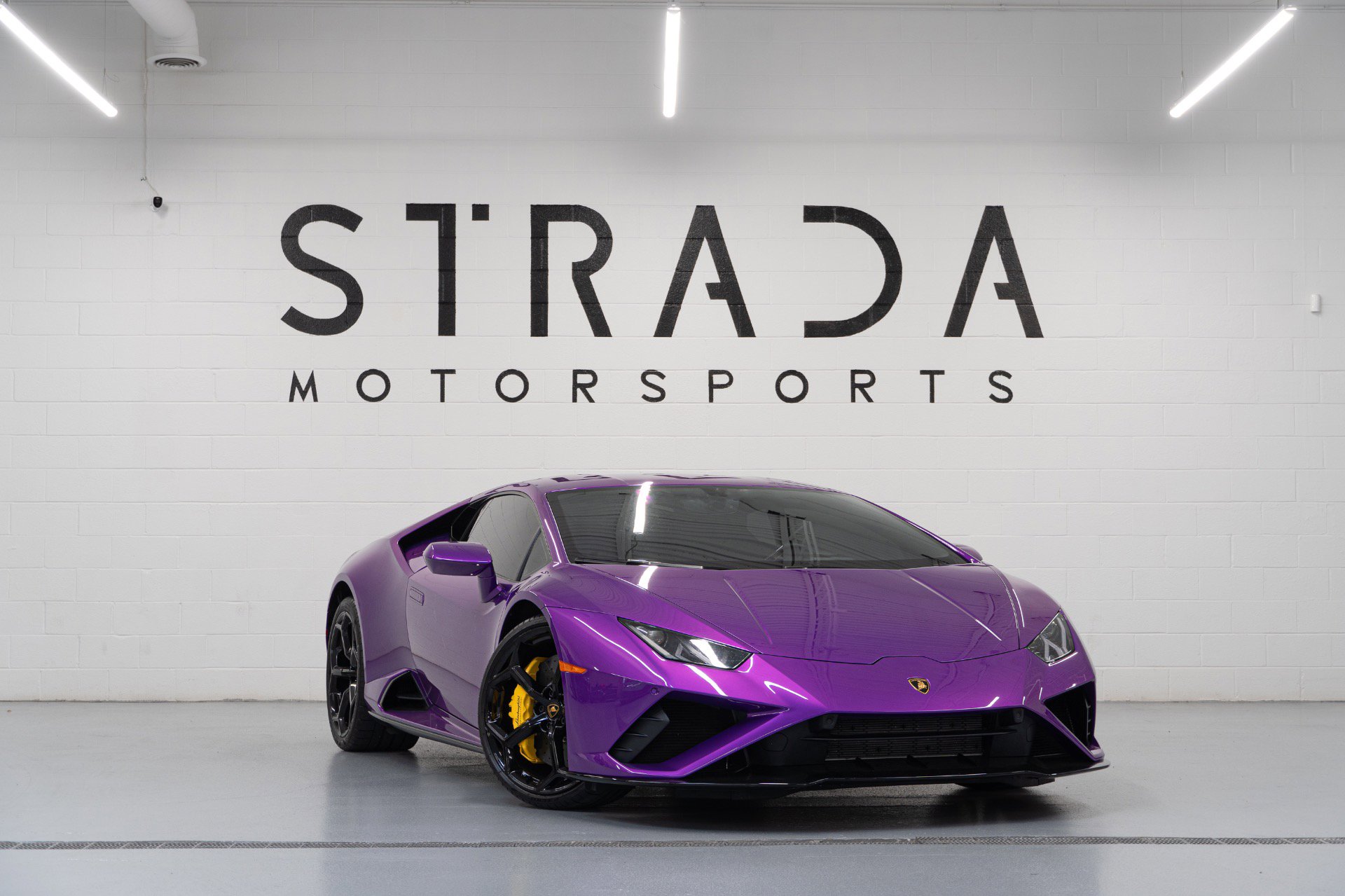 Used 2023 Lamborghini Huracan EVO