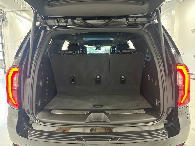 Used 2026 GMC Yukon Denali w/ Denali Reserve Package AWD/4WD image 30