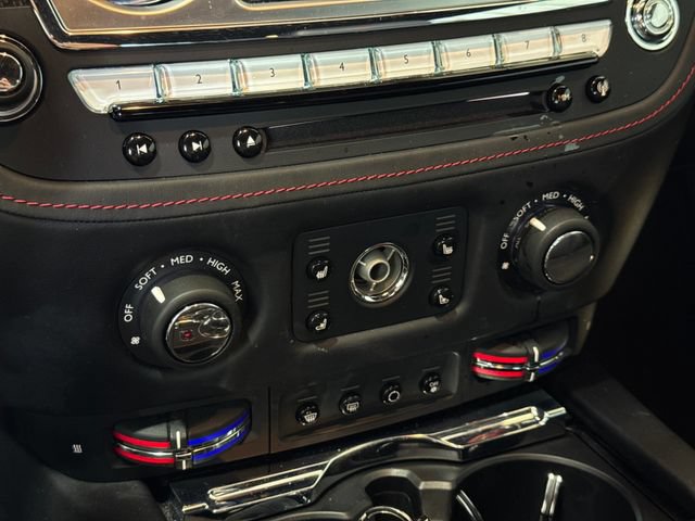 Used 2016 Rolls-Royce Wraith RWD image 14
