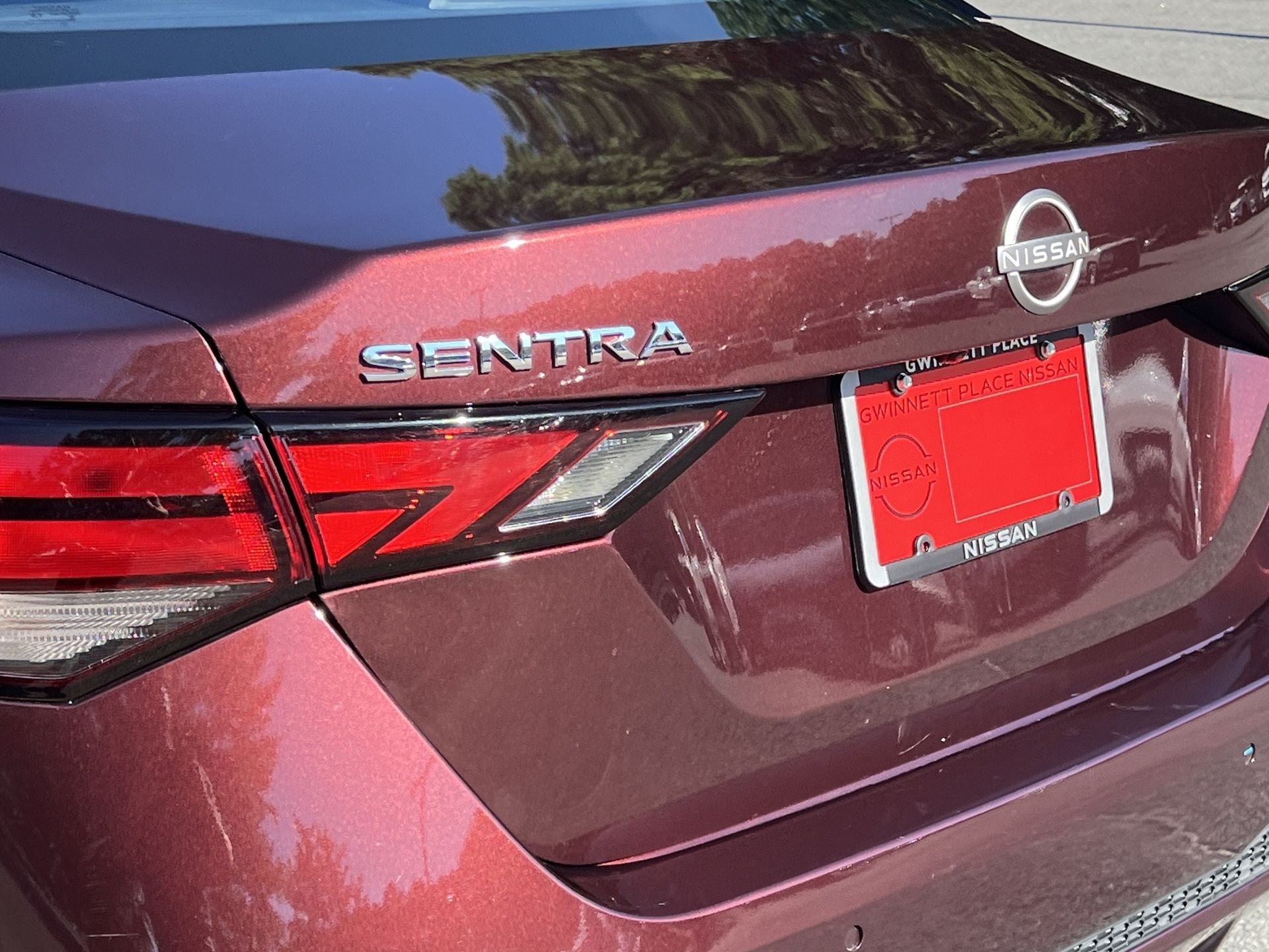 Used 2024 Nissan Sentra SV FWD image 30