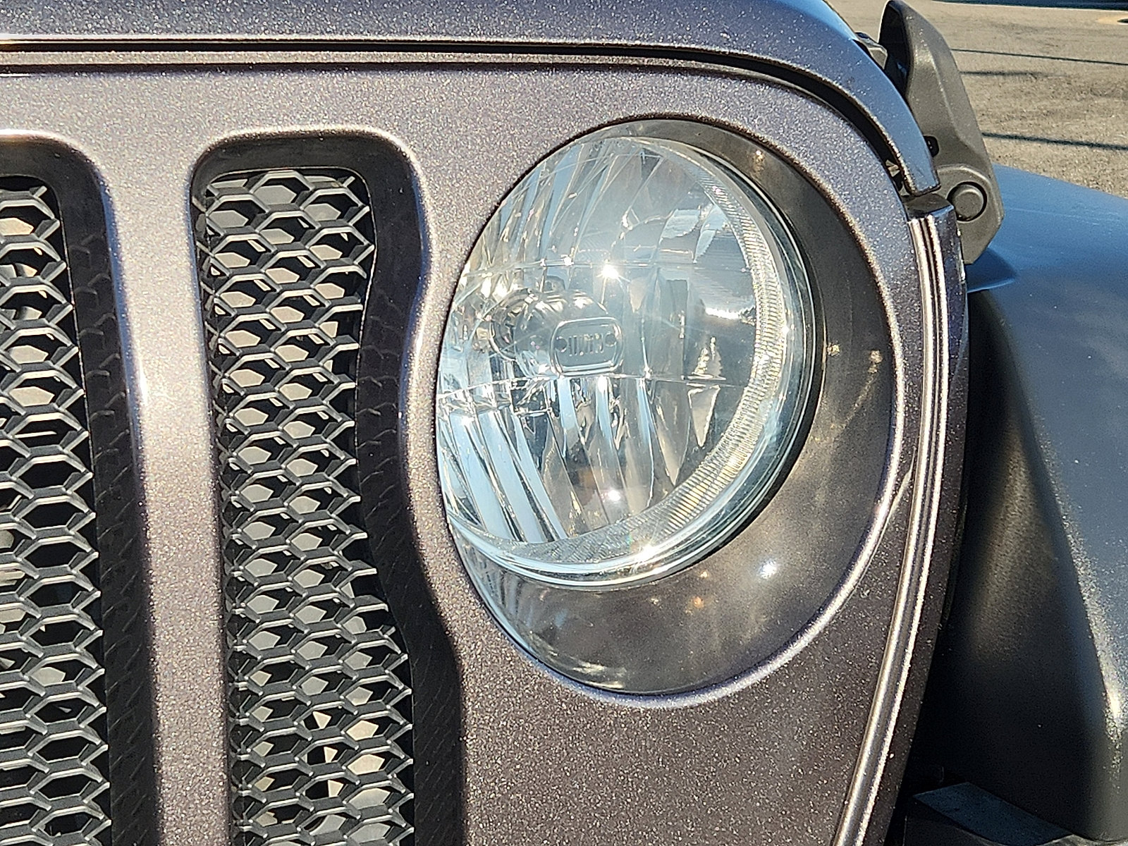 Used 2018 Jeep Wrangler Unlimited Sport S image 9