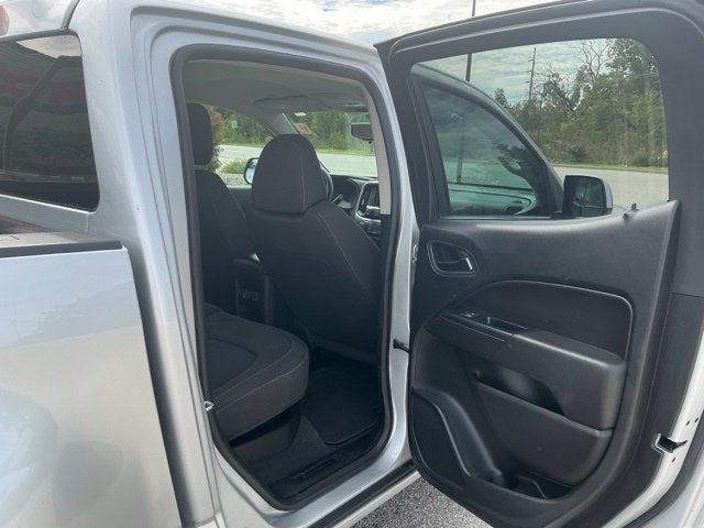 Used 2020 Chevrolet Colorado LT AWD/4WD image 18