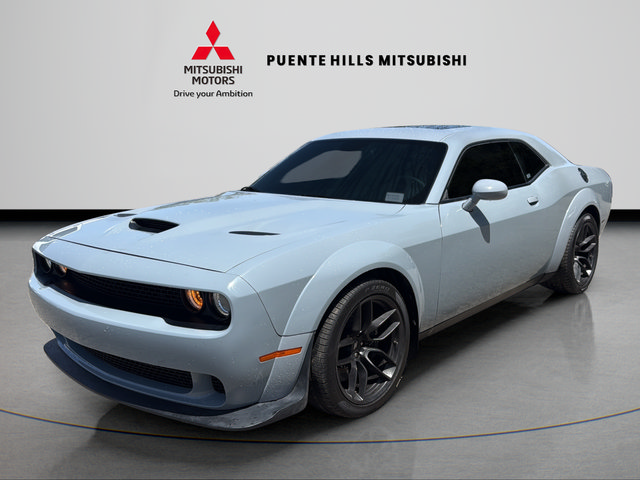 Used 2022 Dodge Challenger R/T Scat Pack RWD image 1
