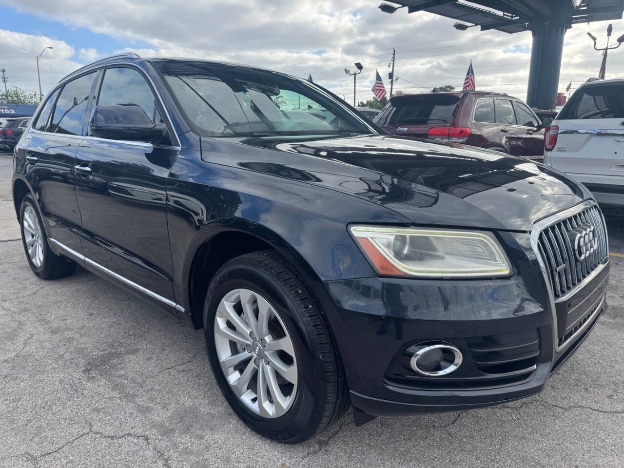 Used 2016 Audi Q5 2.0T Premium Plus w/ Technology Package image 6
