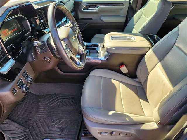 Used 2022 Chevrolet Silverado 1500 LTZ w/ Z71 Off-Road Package image 10