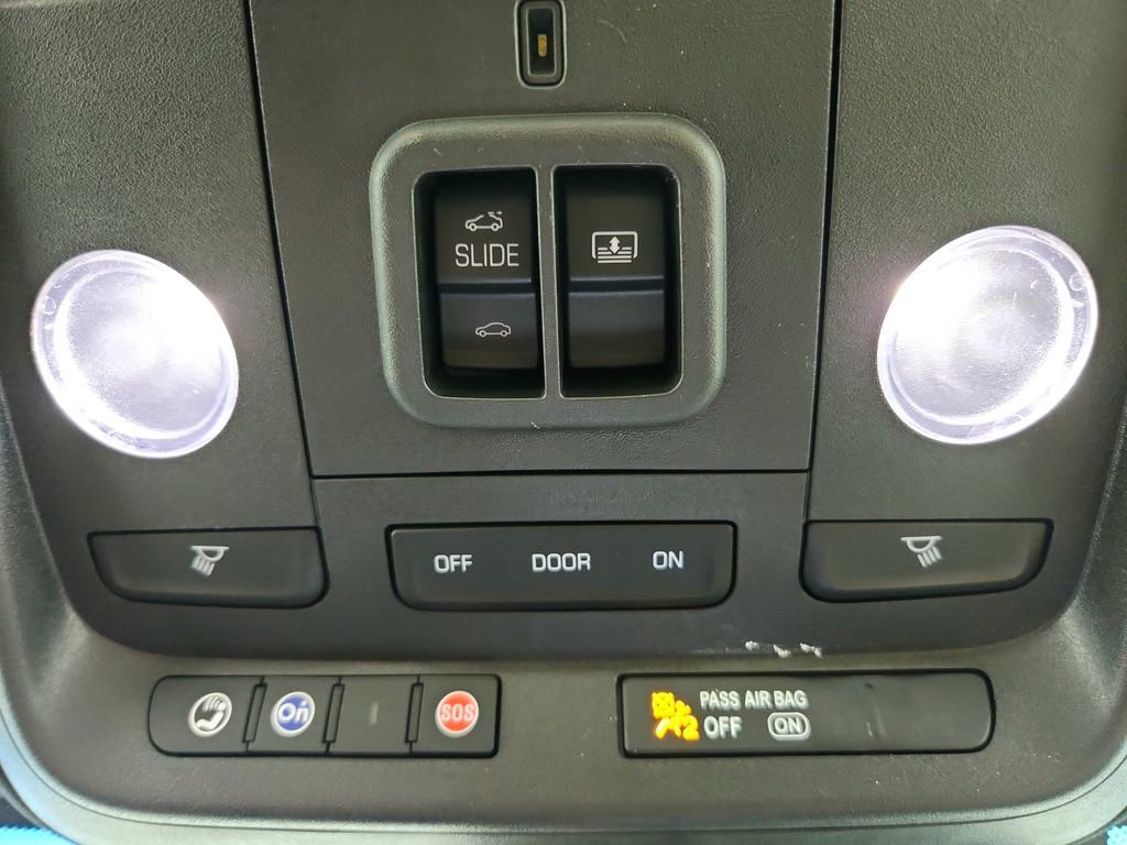 Used 2019 Cadillac CTS Luxury image 21