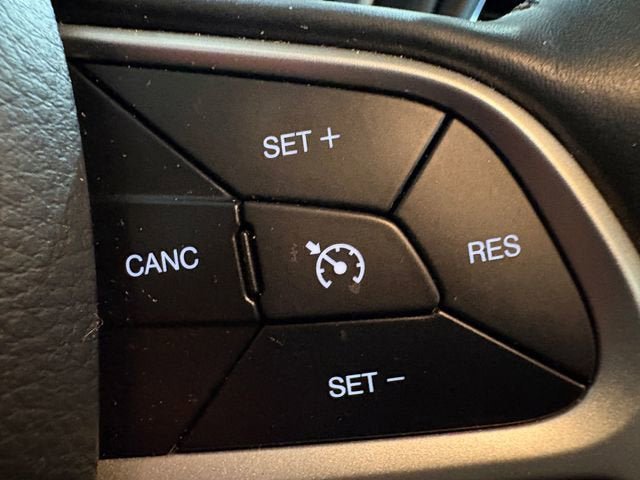 Used 2018 Jeep Compass Latitude w/ Popular Equipment Group AWD/4WD image 10