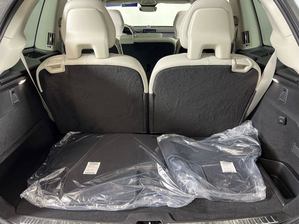 New 2026 Volvo XC90 B6 Ultra AWD/4WD image 17