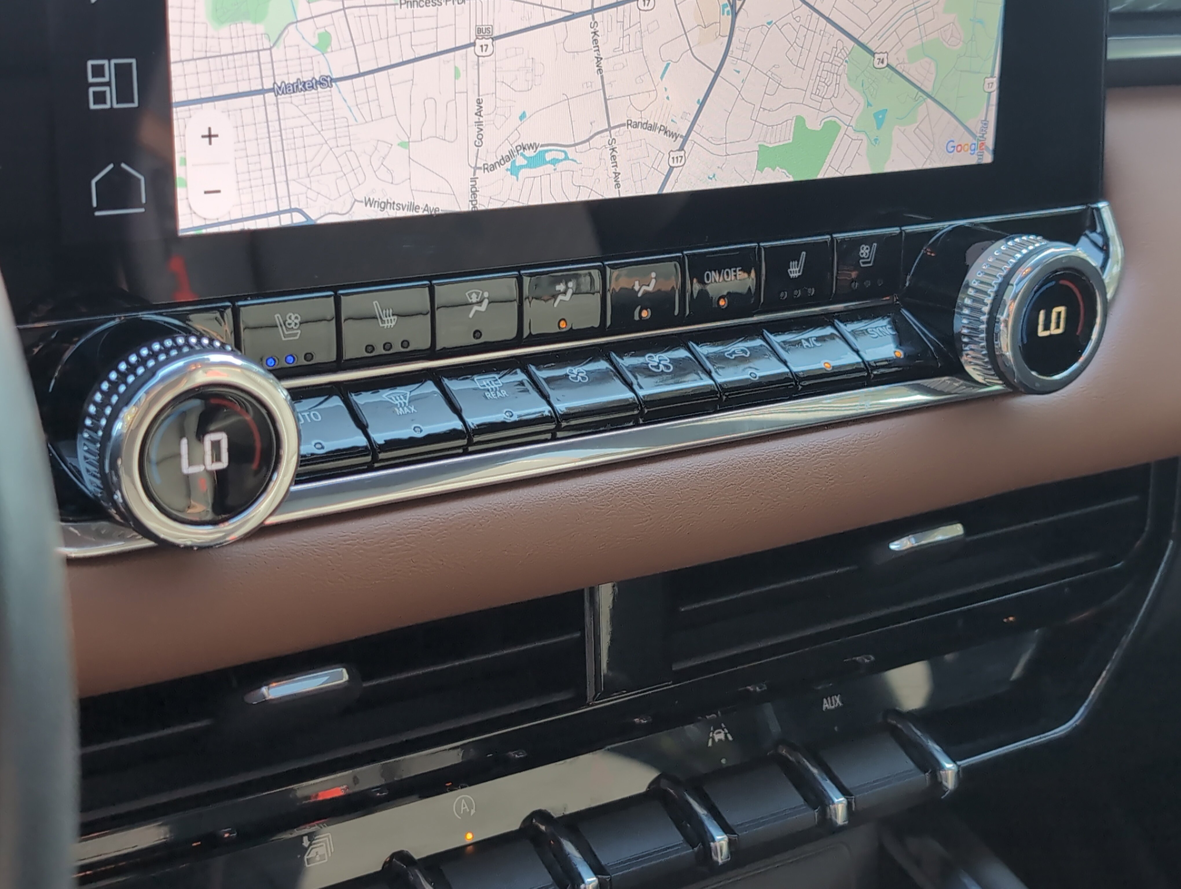 Used 2024 GMC Canyon AT4 w/ AT4 Premium Package AWD/4WD image 37