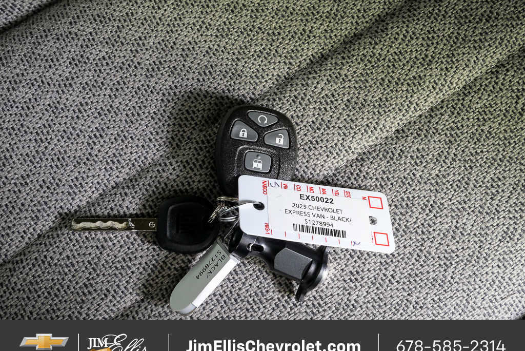 New 2025 Chevrolet Express 3500 LT w/ LT Preferred Equipment Group image 20